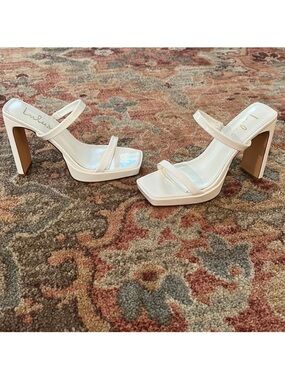 Lulu's White Square-Toe Strappy Block Heel Sandals